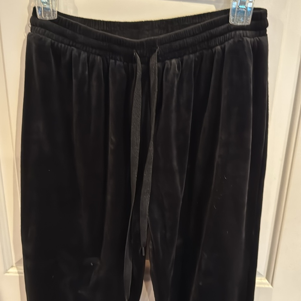 Bozzolo Black Velvet pants Joggers size small